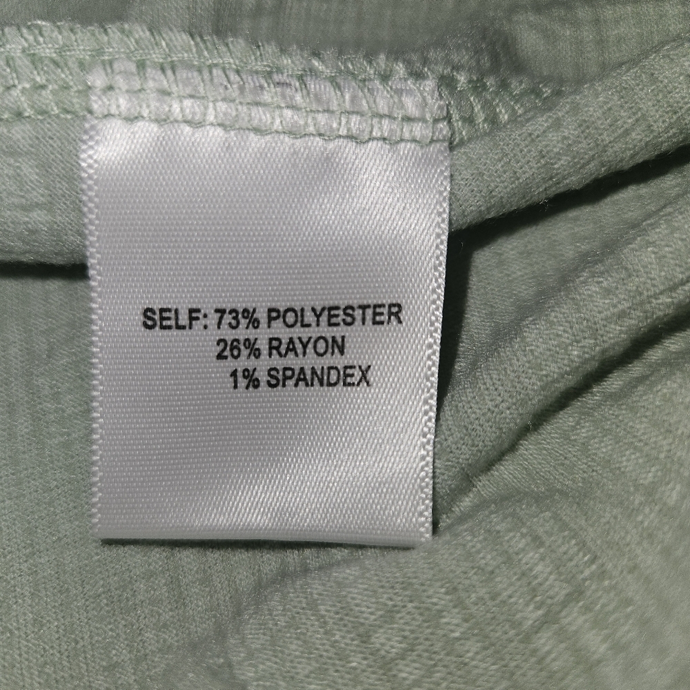 NWT Button Short Sleeve Top - Picture 5 of 5